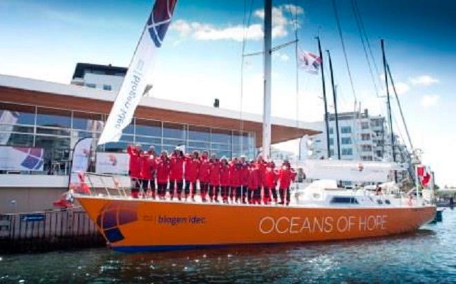 Oceans of Hope and crew. © Seagrass Communications